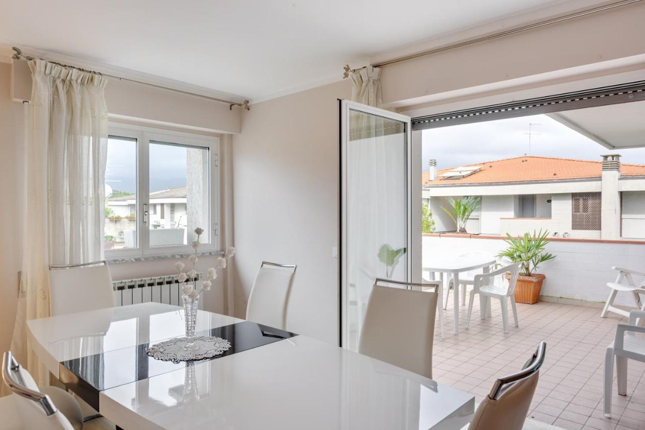 马里内拉迪萨尔扎纳Luni Mare Bright Terrace Flat With Parking公寓 外观 照片